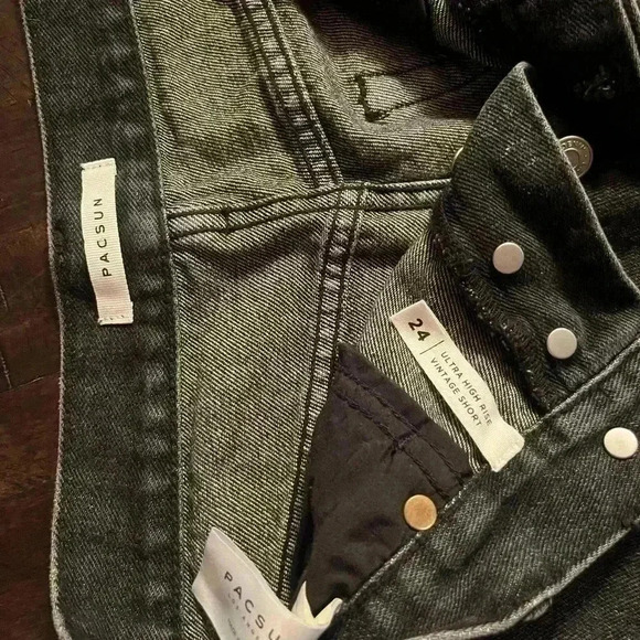 PAC SUN high waisted shorts - Picture 4 of 4